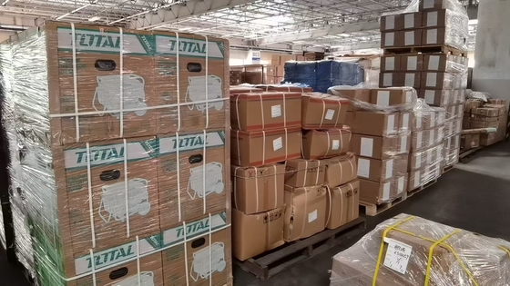 บริการขนส่งสินค้าเชียงใหม่ บริการขนส่งสินค้าระหว่างประเทศ / UPS FEDEX Air Fast Cargo Services