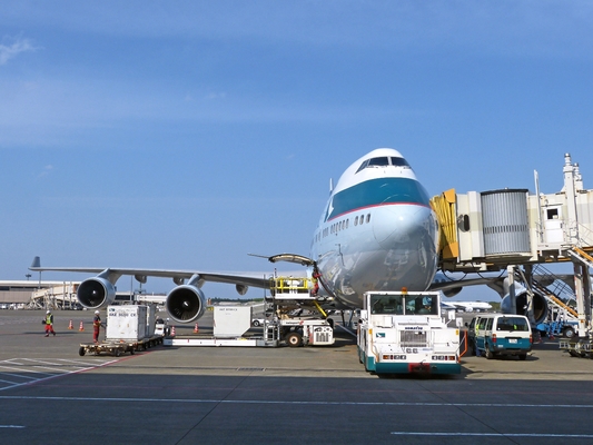 บริการขนส่งสินค้าเชียงใหม่ บริการขนส่งสินค้าระหว่างประเทศ / UPS FEDEX Air Fast Cargo Services